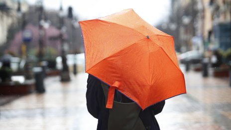 Облачно ще е днес, ще вали в източните райони