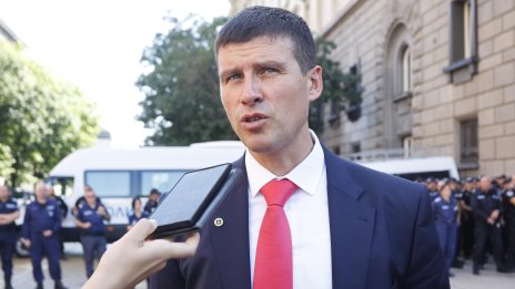 "Величие": Зафиров е официално изпратен в Китай от правителството