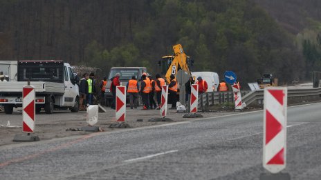 Ремонт променя движението по "Хемус" от днес до 17 октомври 