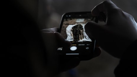 Мисия под напрежение: украинци разминират в опасни води на Черно море