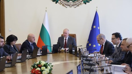 Кабинетът "Желязков" изтегля бюджета от парламента