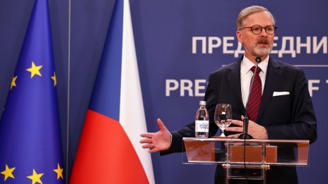 Фалшиви постове в акаунта на чешкия премиер – нападение от руски сили