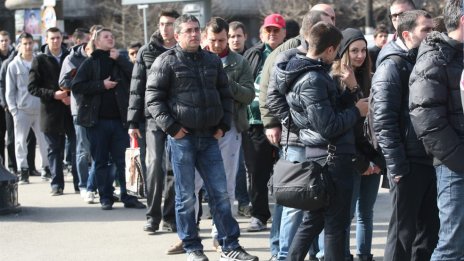 Треска за билети: Левски разпродаде &bdquo;Герена&ldquo; в очакване на титлата