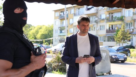 Любомир Николов потвърди: 36 души от "Калашниците" са арестувани СНИМКИ