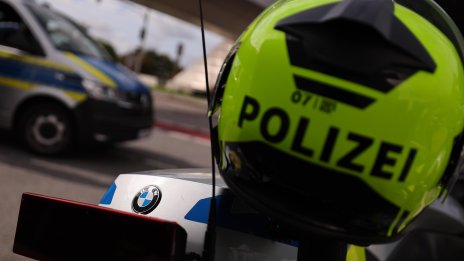 Германската полиция иззе 33 000 записа при акции срещу неонацистка музика