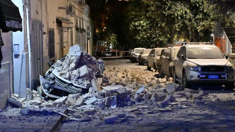 Земетресение с магнитуд 4,7 разтърси района на Неапол, има ранени