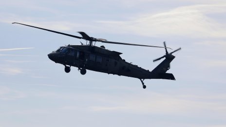 Защо американската армия иска да ремонтира хеликоптерите си Black Hawk?