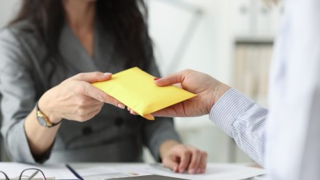 Нова европейска директива разкрива тайната на заплатите