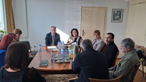 МОН предлага религията да стане част от задължителния учебен план