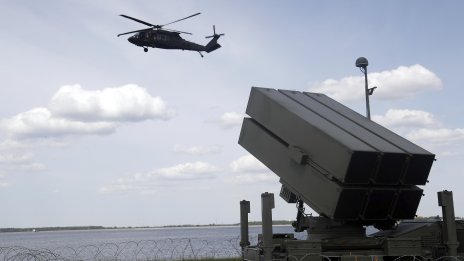 Въоръжени от Америка: Как европейските военни зависят от САЩ