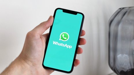 Русия блокира разговори през WhatsApp и Telegram, затяга контрола си върху интернет
