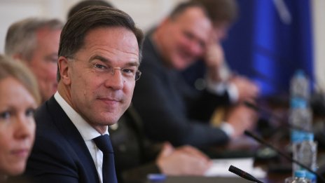 Марк Рюте: Съюзниците от НАТО харчат вече повече за отбрана