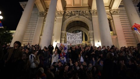 Какво значи за руснаците в Сърбия победата на "студентите"?