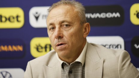 След скандалните загуби: Илиан Илиев вече не е селекционер на България 