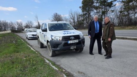 Тръба с неизвестен произход изби рибата в язовир "Дибич"