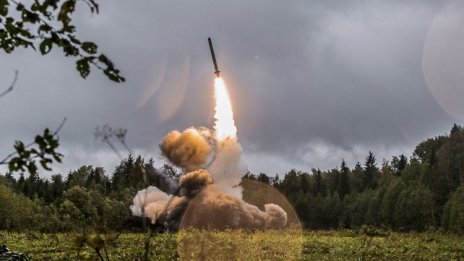 Украйна е унищожила една от руските хиперзвукови ракети "Орешник"