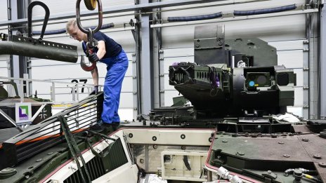 Германия изпревари Китай в световната класация по износ на оръжие