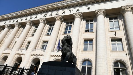 Размяна на обвинения: Прокуратурата отвърнна на Демерджиев