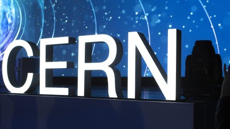 Учени от ЦЕРН тестват транспортиране на антиматерия с камион