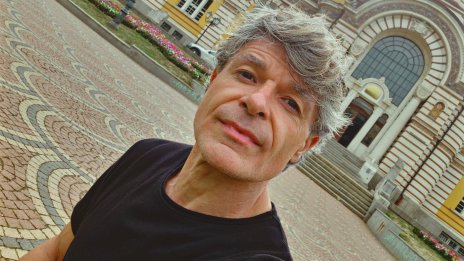 Начо Герерос от "Новите съседи" на кралски трон: Превъплъщавам се в героиня, която много ме привлича