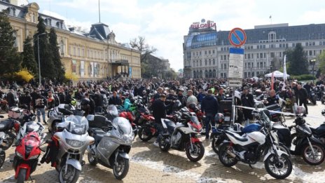 Вижте как променят движението в София заради мотористите