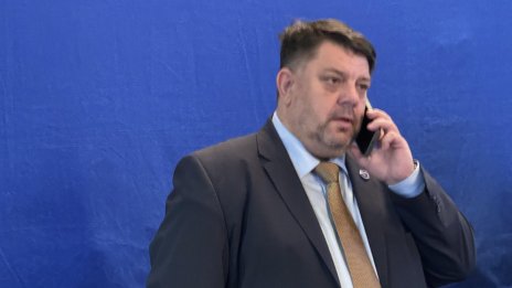 Зафиров: Няма да има нито едно населено място без достъп до питейна вода