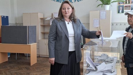 Сачева към Радев: Доверието, което получавате днес, е голяма отговорност