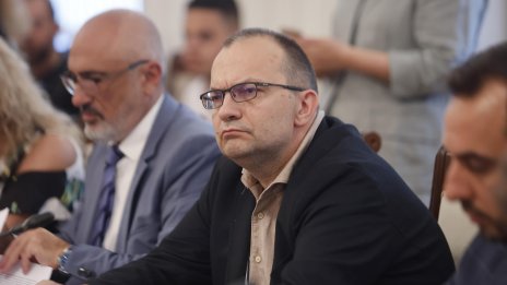Димитров: Бюджетът ни връща към Виденовата криза