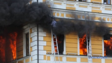 Руски дрон удари Академията на науките в Киев