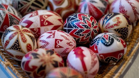 Колко ще струва великденска трапеза тази година при съседите?