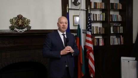 Желязков категоричен: Част сме от коалицията за връщане на децата на Украйна