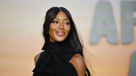 Каква е връзката между Джефри Епстийн и Наоми Кембъл?