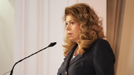 Йотова подписа указа за свикване на 52-рото НС на 30 април