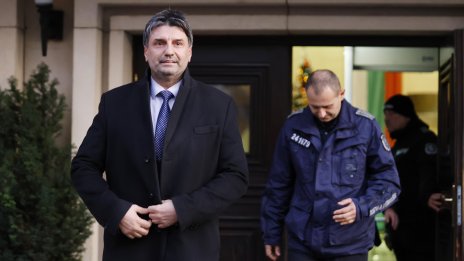 Акция: Полицейски отряд “Кобра” в заложни къщи в София