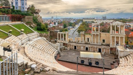 Лудост! Две нощувки в Пловдив стигнаха 3300 евро, въртят се схеми за рок лятото