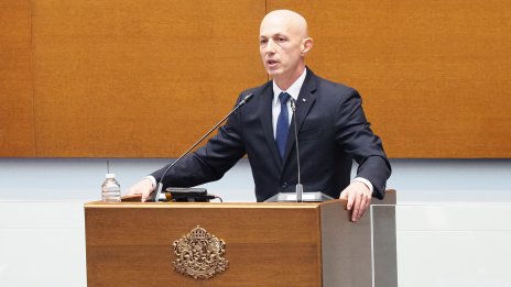 "Възраждане" поиска оставката на Благомир Коцев заради казуса "Баба Алино"