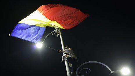Молдова е в опасност, ако Джордже Симион спечели румънските избори