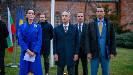 В кадър: Искаме справедлив мир, гарантиращ сигурност, а не пауза, заяви украинският посланик