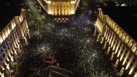 Отзвукът от протеста извън България: Циркът свърши, достатъчно!
