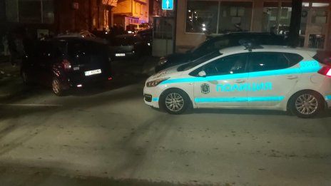 Полицията задържа двама тийнейджъри за незаконна гонка