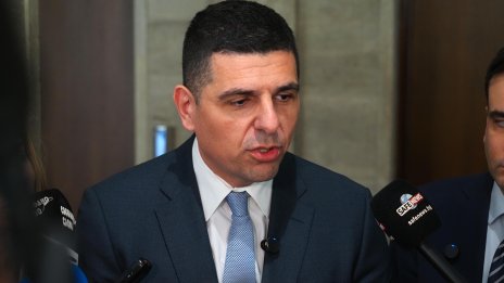 Мирчев: Днешните проблеми на "Лукойл" нямат нищо общо с Иван Костов
