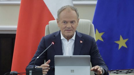 Полша с мерки заради високите цени: Намалява данъците върху горивата 