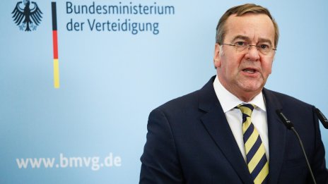 Германия разполага военни кораби в Средиземно море