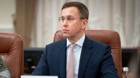 Украинският парламент одобри състава на новото правителство без министрите на отбраната и на външните работи