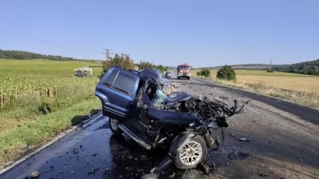 Шофьор загина при катастрофа между джип и камион край Разград