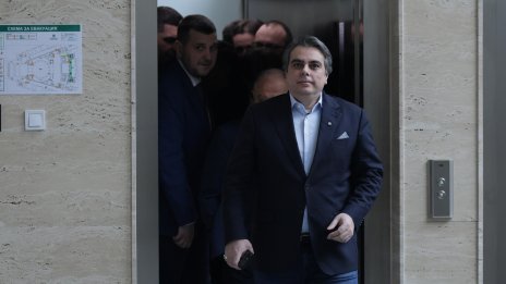 Асен Василев: Правосъдието е в институционален колапс
