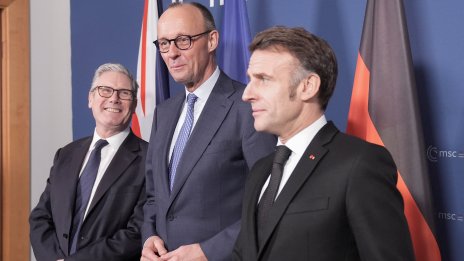 Макрон: Западът ще си има работа с агресивна Русия и след края на войната