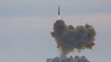 Сърбия вече има xипepзвyĸoва paĸeта, която ПВО-системите на България не могат да спрат 