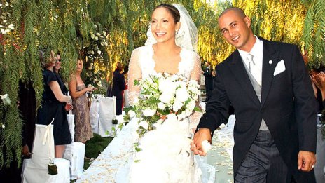 Най-емблематичните сватбени рокли на знаменитости, дело на модна къща Valentino