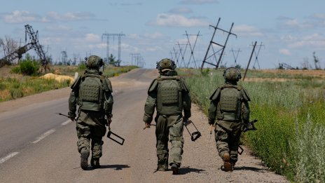 Русия се опасява, че танкът ѝ Т-14 "Армата" ще бъде смазан в Украйна